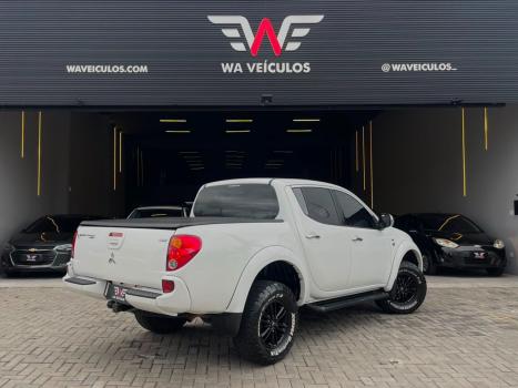 MITSUBISHI L 200 Triton 3.2 16V HPE 4X4 CABINE DUPLA TURBO DIESEL INTERCOOLER AUTOM�TICO, Foto 4