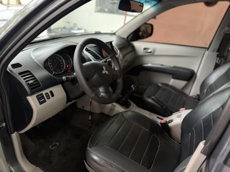 MITSUBISHI L 200 Triton 2.4 16V FLEX HLS CHROME CABINE DUPLA, Foto 5