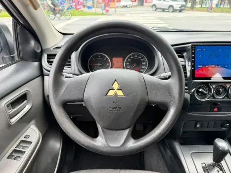 MITSUBISHI L 200 Triton 2.4 16V SPORT GLS CABINE DUPLA TURBO DIESEL, Foto 11