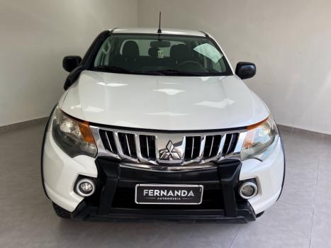 MITSUBISHI L 200 Triton 2.4 16V SPORT GLS CABINE DUPLA TURBO DIESEL, Foto 2