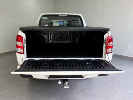 MITSUBISHI L 200 Triton 2.4 16V SPORT GLS CABINE DUPLA TURBO DIESEL, Foto 13