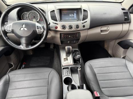 MITSUBISHI L 200 Triton 3.2 16V HPE 4X4 CABINE DUPLA TURBO DIESEL INTERCOOLER AUTOMÁTICO, Foto 8