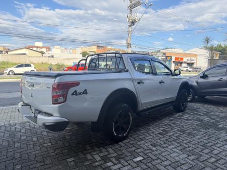 MITSUBISHI L 200 Triton 2.4 16V SPORT GLS CABINE DUPLA TURBO DIESEL, Foto 5