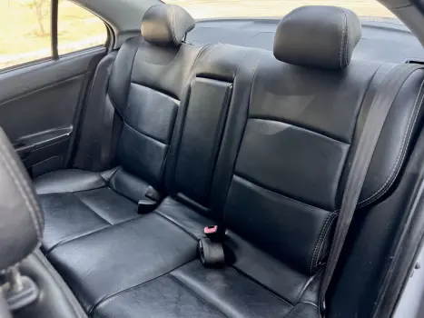 MITSUBISHI Lancer 2.0 16V 4P AUTOMTICO, Foto 9
