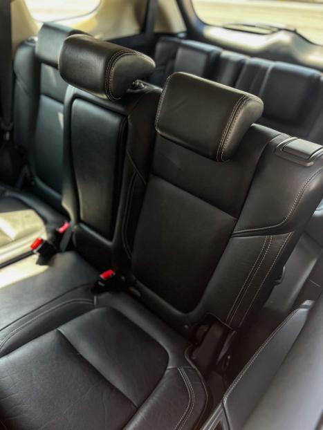 MITSUBISHI Outlander 3.0 V6 24V 4P 4X4 AUTOM�TICO, Foto 13