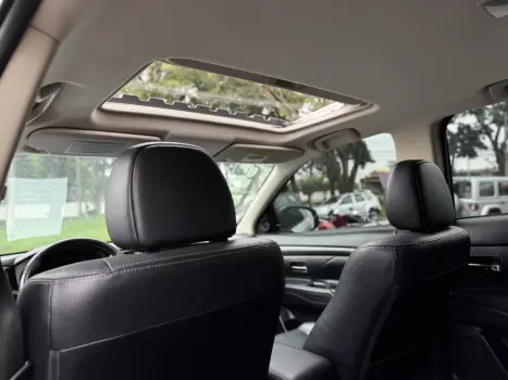 MITSUBISHI Outlander 2.0 16V 4P AUTOM�TICO, Foto 9
