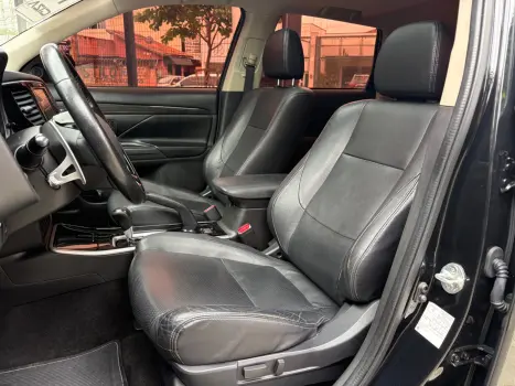 MITSUBISHI Outlander 2.0 16V 4P AUTOM�TICO, Foto 8