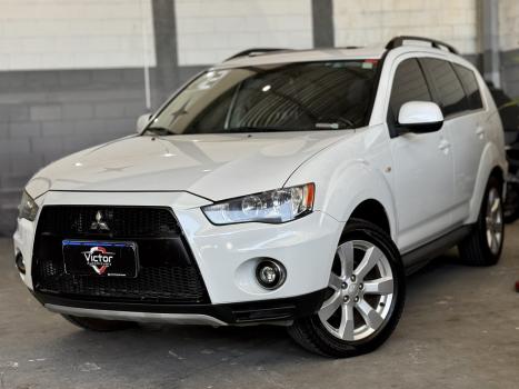 MITSUBISHI Outlander 3.0 V6 24V 4P GT 4X4 AUTOM�TICO, Foto 2