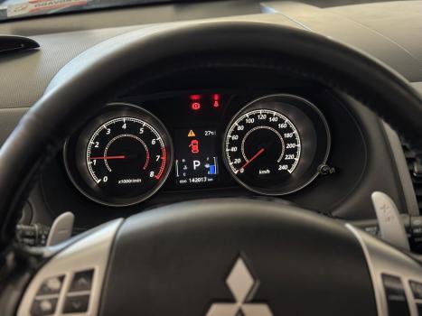 MITSUBISHI Outlander 3.0 V6 24V 4P GT 4X4 AUTOM�TICO, Foto 10