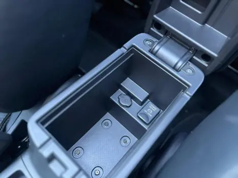 MITSUBISHI Outlander 3.0 V6 24V 4P 4X4 AUTOM�TICO, Foto 8