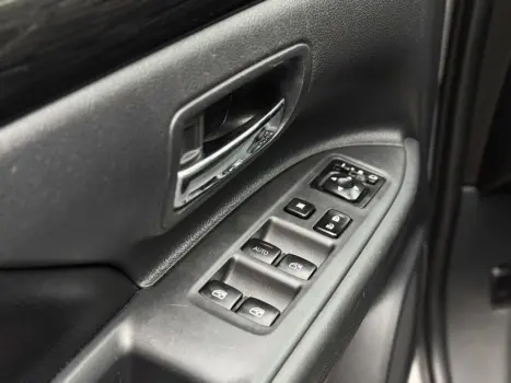 MITSUBISHI Outlander 2.0 16V 4P AUTOM�TICO, Foto 6