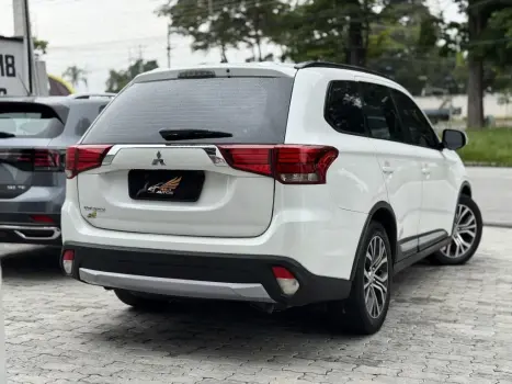 MITSUBISHI Outlander 2.0 16V 4P AUTOM�TICO, Foto 10