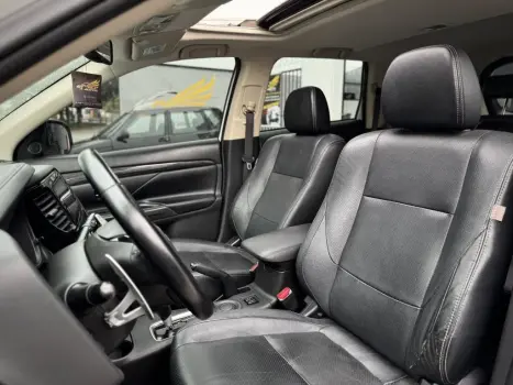 MITSUBISHI Outlander 2.0 16V 4P AUTOM�TICO, Foto 11