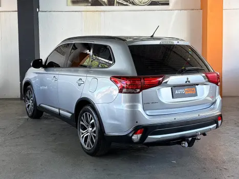 MITSUBISHI Outlander 2.0 16V 4P AUTOM�TICO, Foto 4