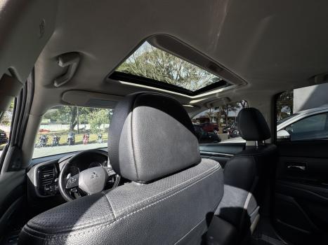 MITSUBISHI Outlander 2.0 16V 4P AUTOM�TICO, Foto 12