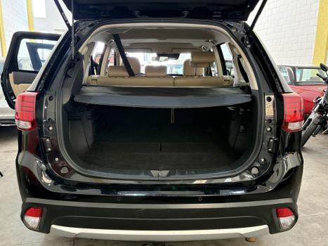 MITSUBISHI Outlander 2.2 16V 4P 4X4 DIESEL 7 LUGARES AUTOM�TICO, Foto 11
