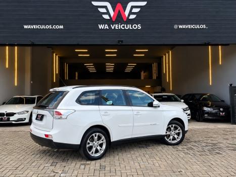 MITSUBISHI Outlander 2.0 16V 4P AUTOMÁTICO, Foto 6