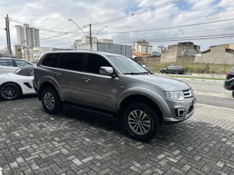 MITSUBISHI Pajero 3.5 V6 24V 4P FLEX HPE 4X4 AUTOMÁTICO, Foto 9