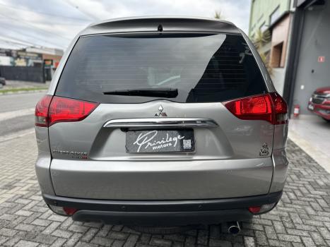 MITSUBISHI Pajero Dakar 3.2 16V 4P HPE 4X4  7 LUGARES TURBO INTECOOLER DIESEL AUTOMÁTICO, Foto 5