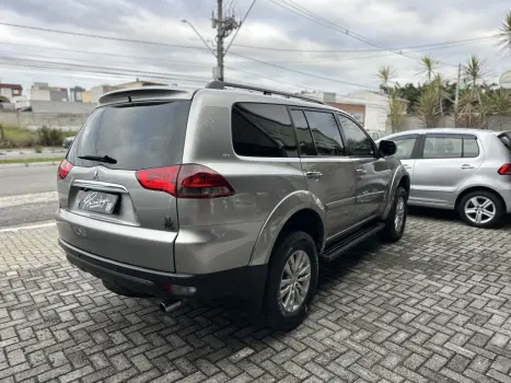 MITSUBISHI Pajero Dakar 3.2 16V 4P HPE 4X4  7 LUGARES TURBO INTECOOLER DIESEL AUTOMÁTICO, Foto 9