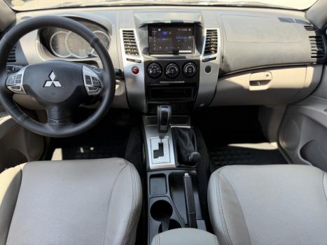 MITSUBISHI Pajero Dakar 3.2 16V 4P HPE 4X4  7 LUGARES TURBO INTECOOLER DIESEL AUTOMÁTICO, Foto 5