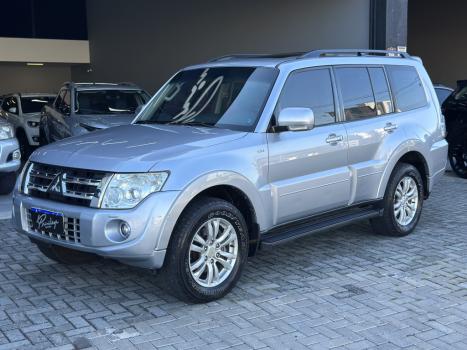 MITSUBISHI Pajero Full 3.2 16V HPE 4X4 TURBO DIESEL INTERCOOLER AUTOMÁTICO, Foto 2 MITSUBISHI Pajero Full 3.2 16V HPE 4X4 TURBO DIESEL INTERCOOLER AUTOMÁTICO, Foto 2