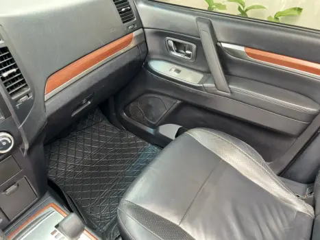 MITSUBISHI Pajero Full 3.2 16V HPE 4X4 TURBO DIESEL AUTOMTICO, Foto 17