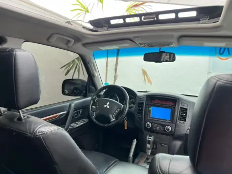 MITSUBISHI Pajero Full 3.2 16V HPE 4X4 TURBO DIESEL AUTOMTICO, Foto 20