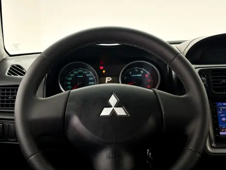 MITSUBISHI Pajero TR4 2.0 16V 4P, Foto 8