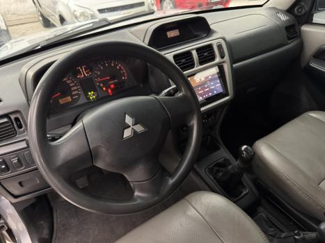 MITSUBISHI Pajero TR4 2.0 16V 4P 4X4 FLEX, Foto 8 MITSUBISHI Pajero TR4 2.0 16V 4P 4X4 FLEX, Foto 8