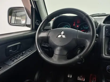 MITSUBISHI Pajero TR4 2.0 16V 4P FLEX, Foto 15