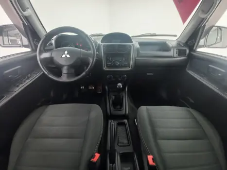 MITSUBISHI Pajero TR4 2.0 16V 4P FLEX, Foto 17