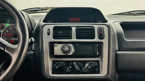 MITSUBISHI Pajero TR4 2.0 16V 4P 4X4 AUTOM�TICO, Foto 4