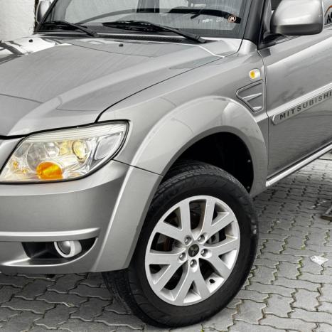 MITSUBISHI Pajero TR4 2.0 16V 4P FLEX, Foto 8