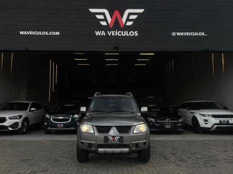 MITSUBISHI Pajero TR4 2.0 16V 4P, Foto 3