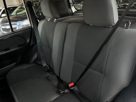 MITSUBISHI Pajero TR4 2.0 16V 4P, Foto 19