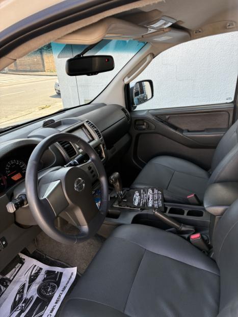 NISSAN Frontier 2.3 16V LE 4X4 CABINE DUPLA BI-TURBO DIESEL AUTOMTICO, Foto 2