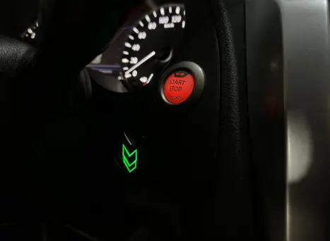 NISSAN Frontier 2.3 16V XE 4X4 CABINE DUPLA BI-TURBO DIESEL AUTOM�TICO, Foto 9