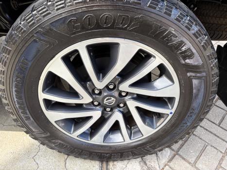 NISSAN Frontier 2.3 16V LE 4X4 CABINE DUPLA BI-TURBO DIESEL AUTOM�TICO, Foto 11