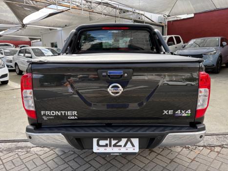 NISSAN Frontier 2.3 16V LE 4X4 CABINE DUPLA BI-TURBO DIESEL AUTOM�TICO, Foto 13