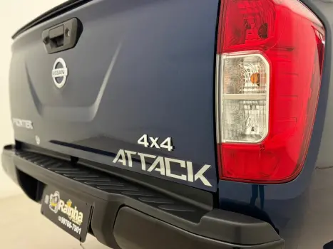 NISSAN Frontier 2.3 ATTACK CABINE DUPLA 4X4 BI-TURBO DIESEL AUTOM�TICO, Foto 8