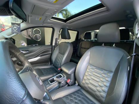 NISSAN Frontier 2.3 16V PLATINUM CABINE DUPLA 4X4 BI-TURBO DIESEL AUTOM�TICO, Foto 6