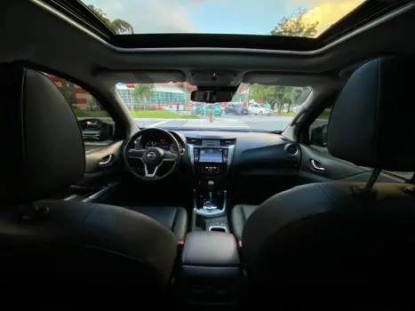 NISSAN Frontier 2.3 16V PLATINUM CABINE DUPLA 4X4 BI-TURBO DIESEL AUTOM�TICO, Foto 10