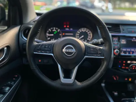 NISSAN Frontier 2.3 16V PLATINUM CABINE DUPLA 4X4 BI-TURBO DIESEL AUTOM�TICO, Foto 12