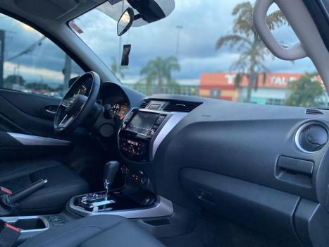 NISSAN Frontier 2.3 16V XE 4X4 CABINE DUPLA BI-TURBO DIESEL AUTOM�TICO, Foto 8