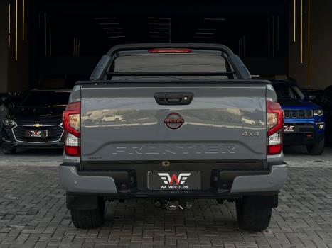 NISSAN Frontier 2.3 16V PRO4X CABINE DUPLA 4X4 BI-TURBO DIESEL AUTOM�TICO, Foto 4