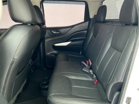 NISSAN Frontier 2.3 16V LE 4X4 CABINE DUPLA BI-TURBO DIESEL AUTOMÁTICO, Foto 15