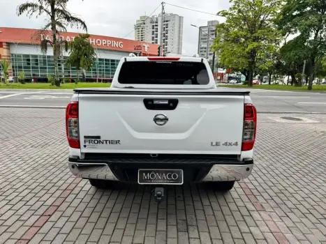 NISSAN Frontier 2.3 16V LE 4X4 CABINE DUPLA BI-TURBO DIESEL AUTOMÁTICO, Foto 3