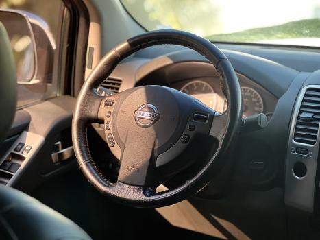 NISSAN Frontier 2.5 SL 10 ANOS 4X4 TURBO DIESEL CABINE DUPLA AUTOMTICO, Foto 10
