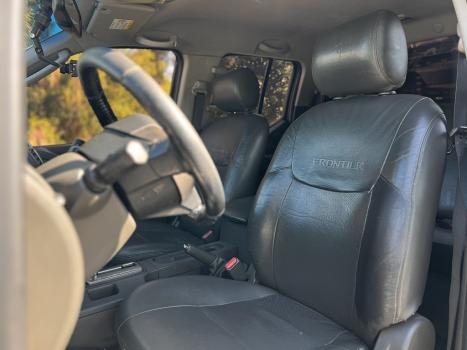 NISSAN Frontier 2.5 SL 10 ANOS 4X4 TURBO DIESEL CABINE DUPLA AUTOMTICO, Foto 11